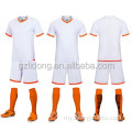 လက်ကား Mens ဘောလုံးပြိုင်ပွဲ Jersey Kit